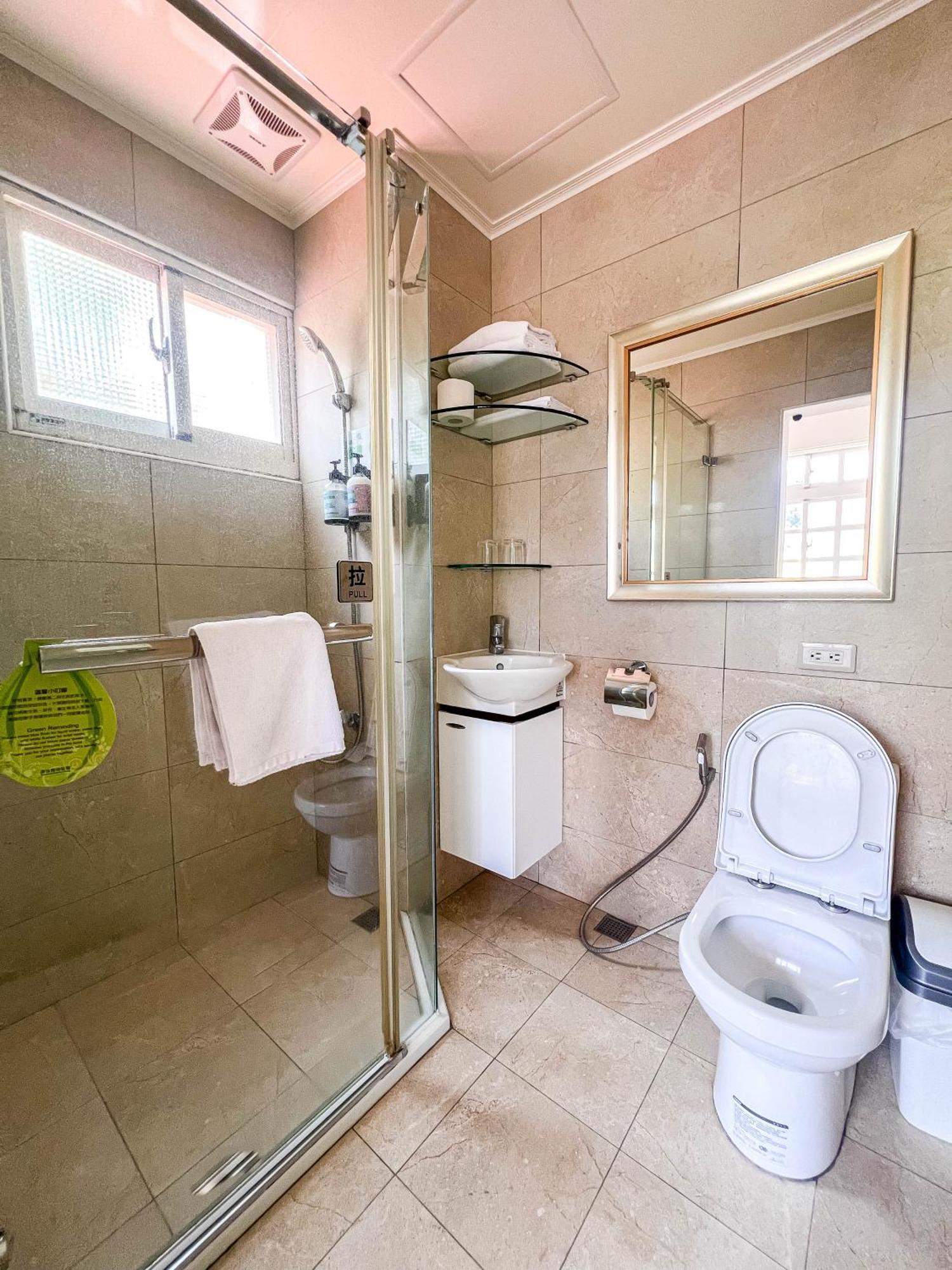Tou-Cheng Leisure Farm Hotel Toucheng Bagian luar foto