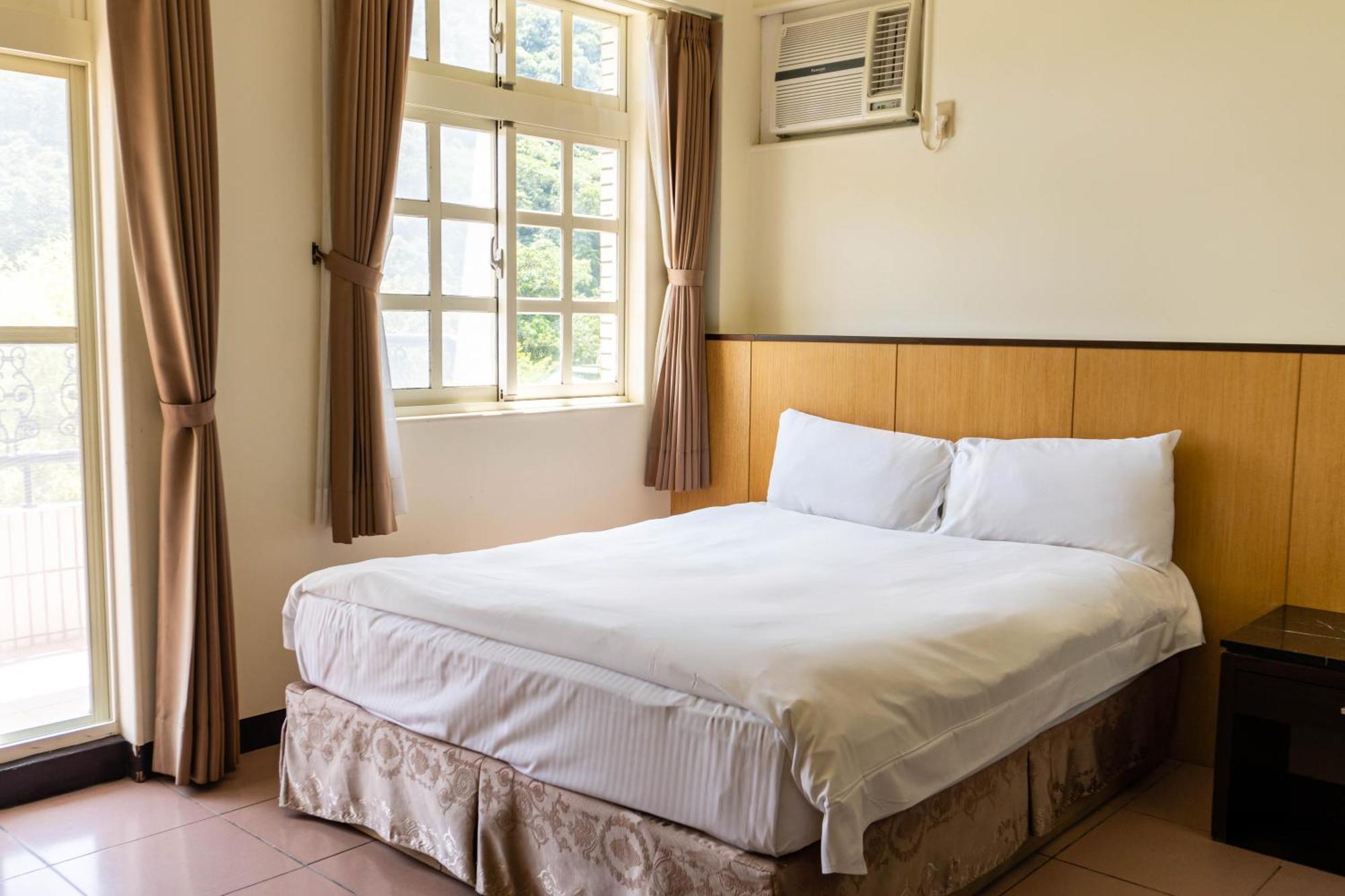 Tou-Cheng Leisure Farm Hotel Toucheng Bagian luar foto