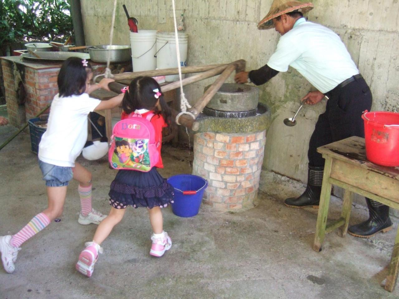 Tou-Cheng Leisure Farm Hotel Toucheng Bagian luar foto